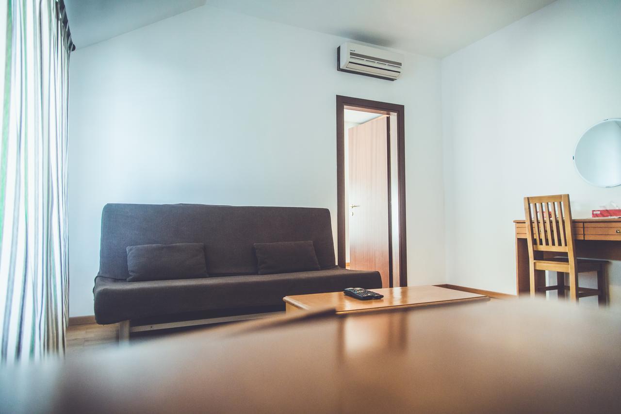 ホテル Casa Pescarilor Lunca  エクステリア 写真